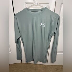 Under Armour Long Sleeve Gray Shirt (Youth Size Large)